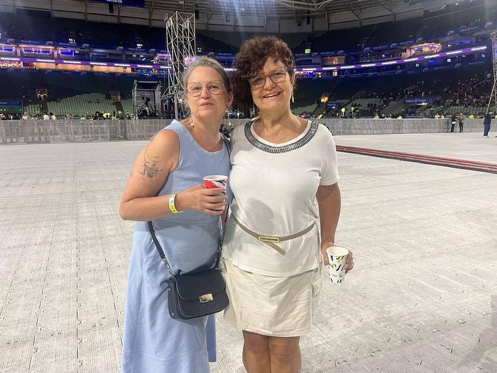 Amigas Laís e Cláudia no show de Gilberto Gil