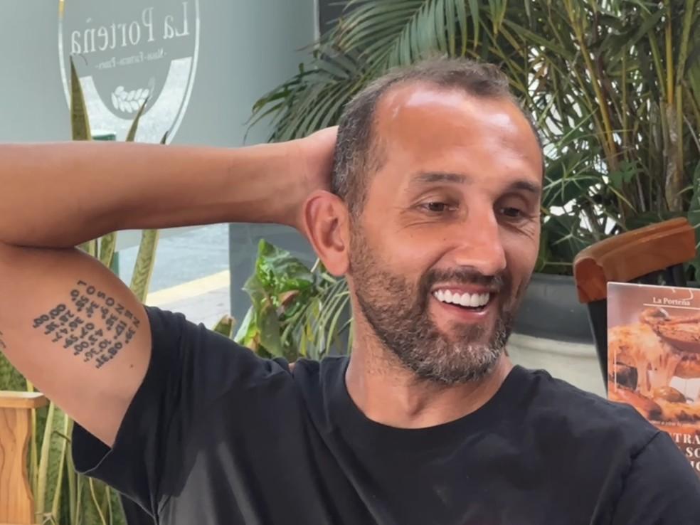 Hernán Barcos concede entrevista ao ge