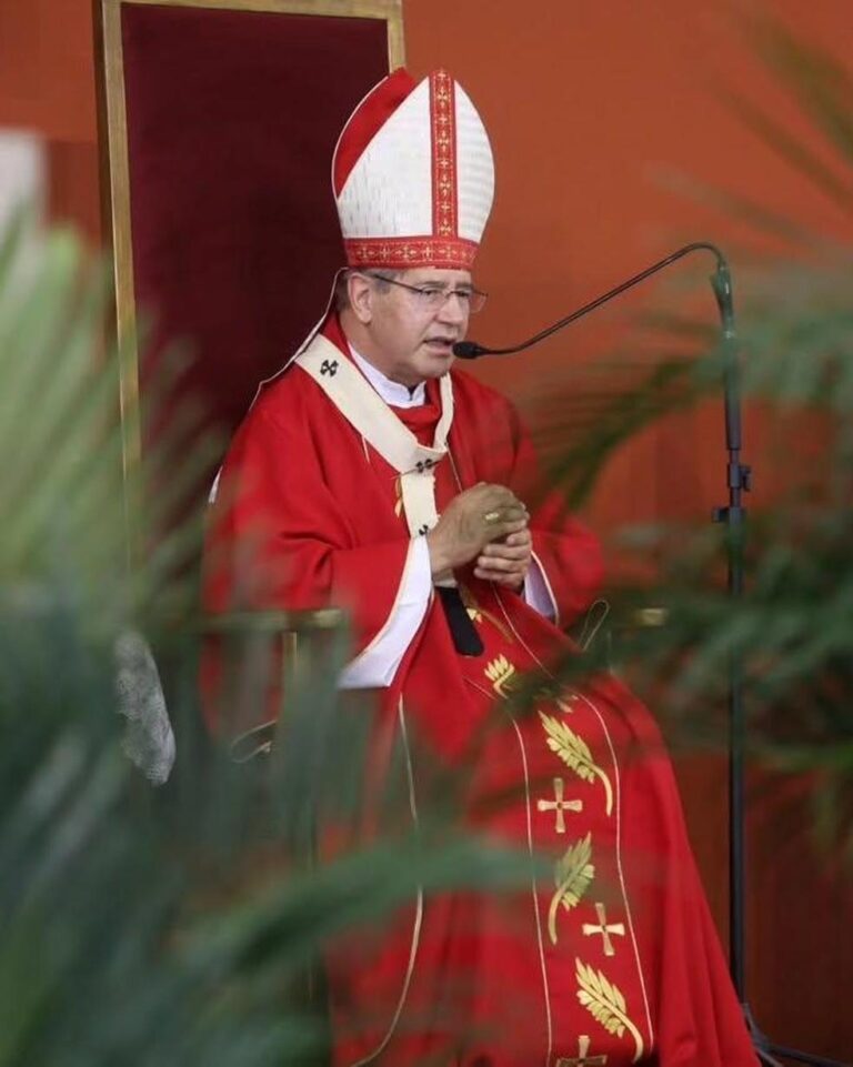 O Domingo de Ramos e o Início da Semana Santa: Tradicional Celebração Religiosa