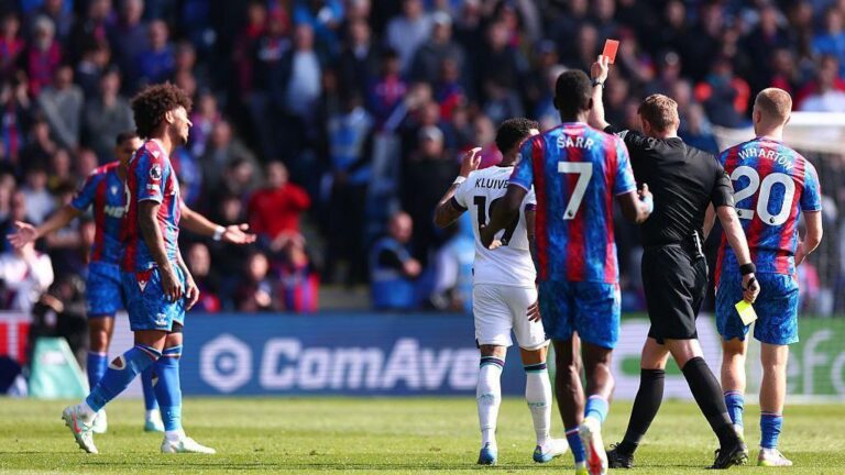 Chris Richards é expulso em empate sem gols entre Crystal Palace e Bournemouth