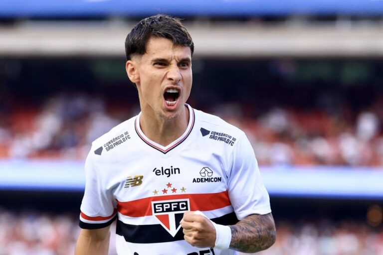 Ferreirinha brilha e promete fazer história no São Paulo