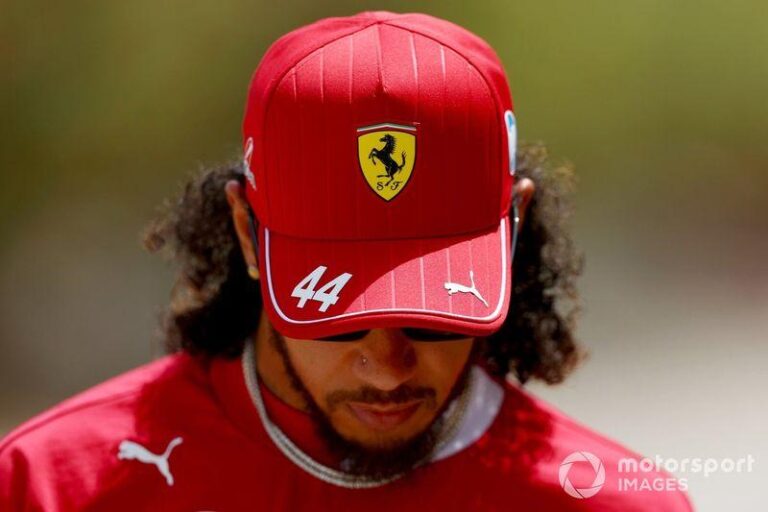 Lewis Hamilton admite desânimo e dificuldades em desempenho no GP do Bahrein