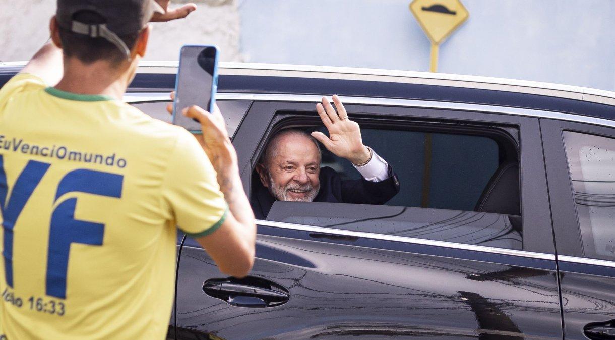 Presidente Luiz Inácio Lula da Silva na cidade de Sarapuí, no interior de São Paulo.