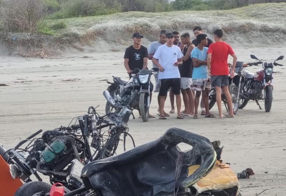 Girocóptero cai e dois homens morrem no litoral Norte do RN