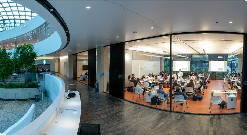 Sala de aula da faculdade ligada ao Hospital Israelita Albert Einstein