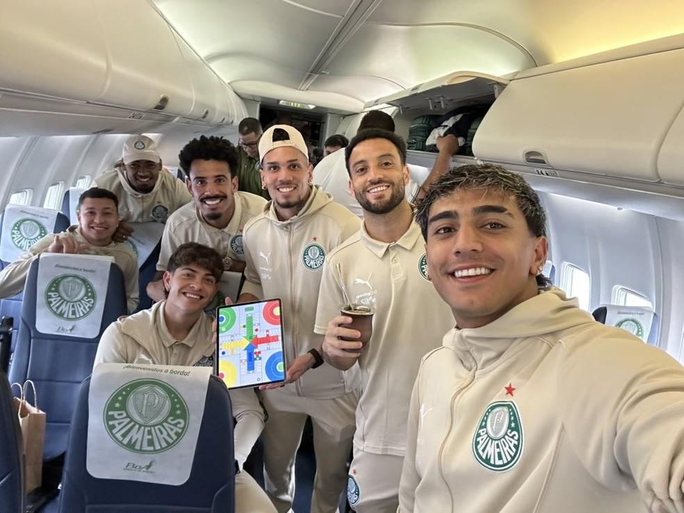 Jogadores do Palmeiras a caminho de La Paz