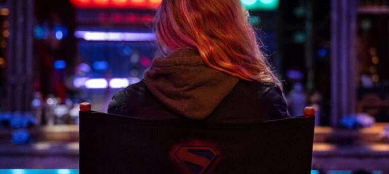 Novas Imagens do Set de Supergirl Revelam Visual de Milly Alcock