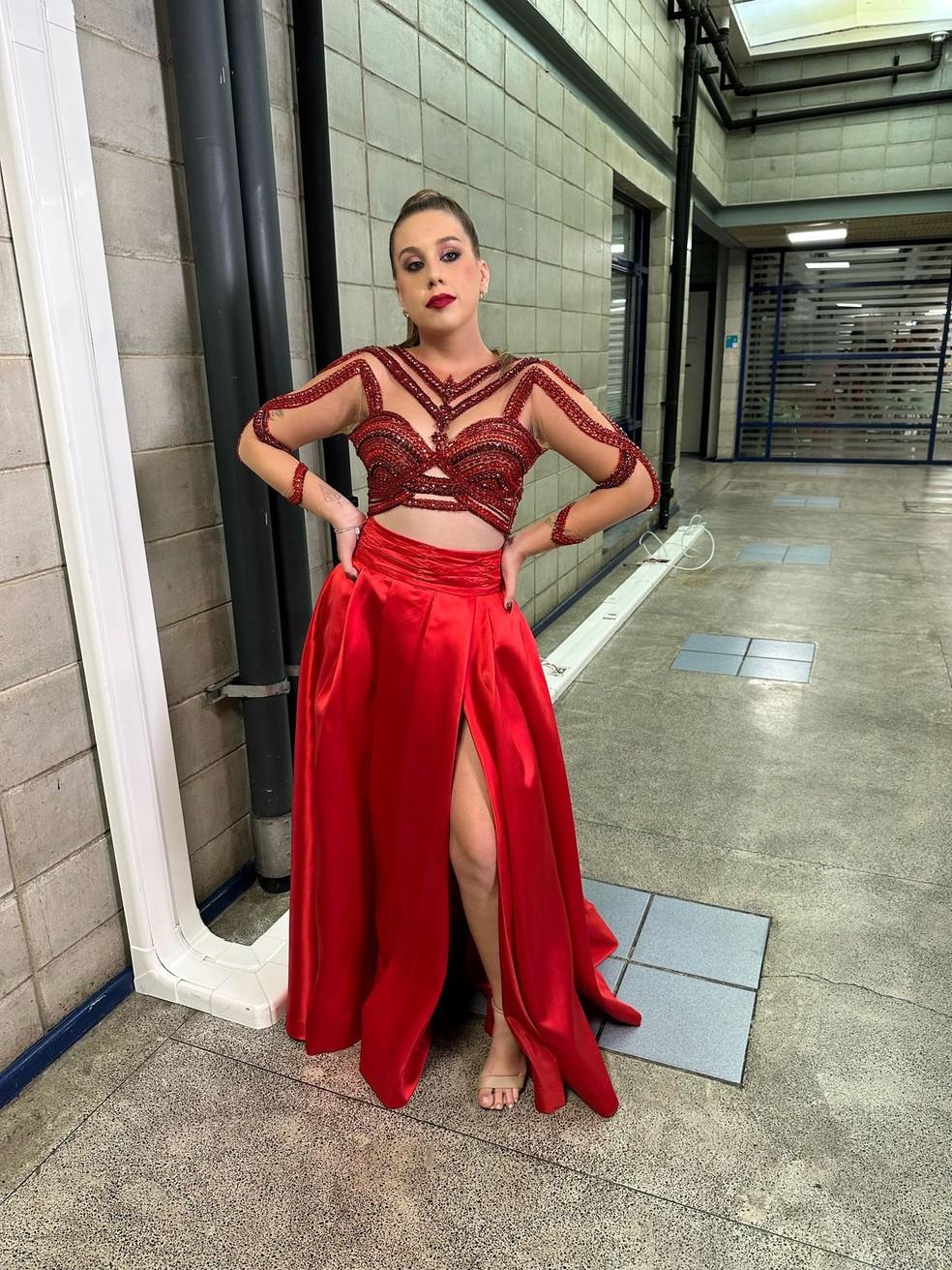 Raissa mostra look pra final do BBB 25