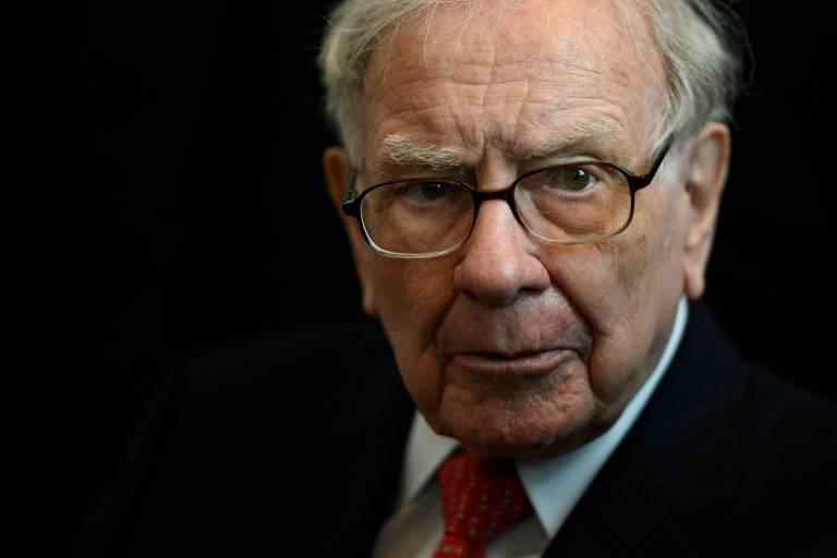 Warren Buffett, CEO of Berkshire Hathaway, em evento em Omaha, nos EUA