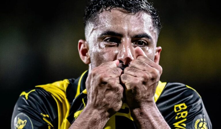 Peñarol e Vélez Sarsfield: Confronto decisivo na Libertadores hoje à noite!