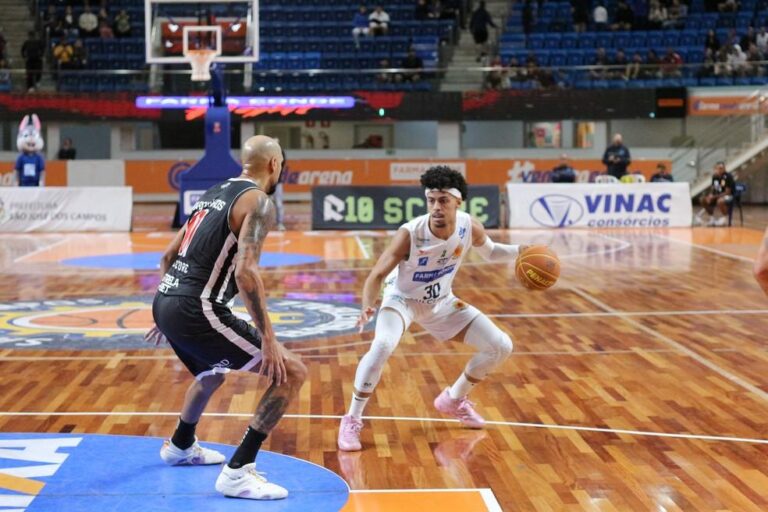 Vasco avança às quartas de final do NBB ao vencer São José por 88 a 83