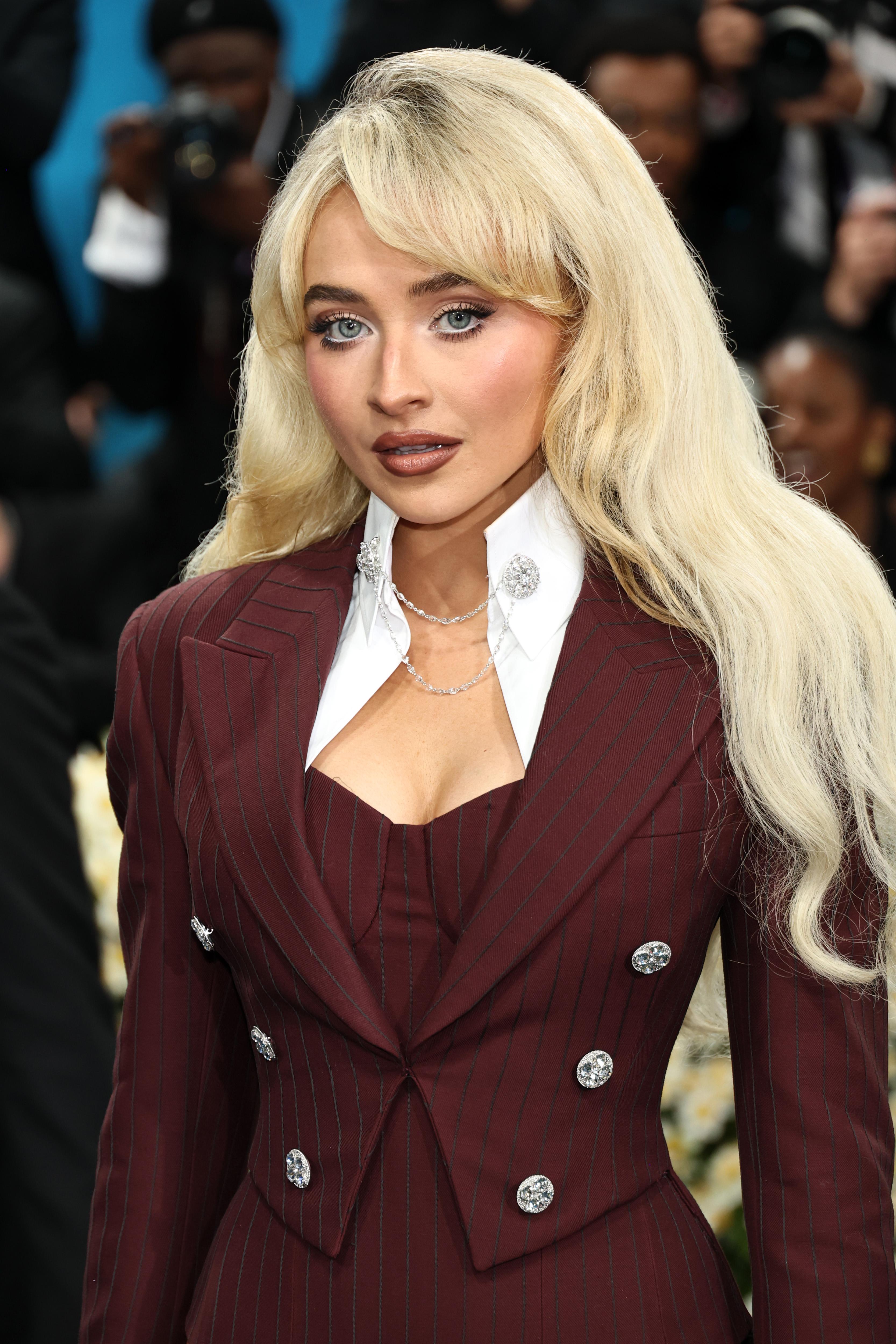 Sabrina Carpenter no Met Gala 2025