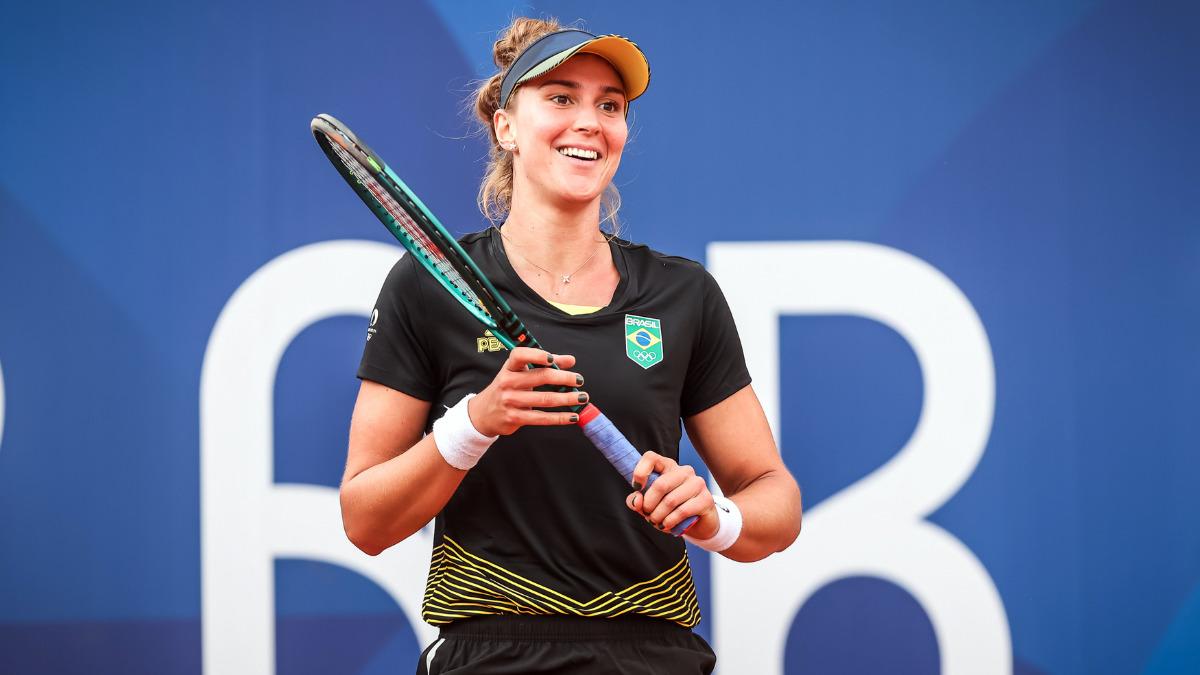 Bia Haddad em ação