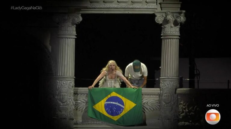 Lady Gaga Arrasa em Show Gratuito em Copacabana com Famosos na Área VIP