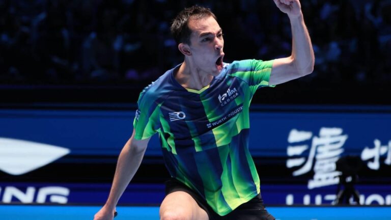 Hugo Calderano Faz História e Enfrenta Wang Chuqin na Final do Mundial de Tênis de Mesa