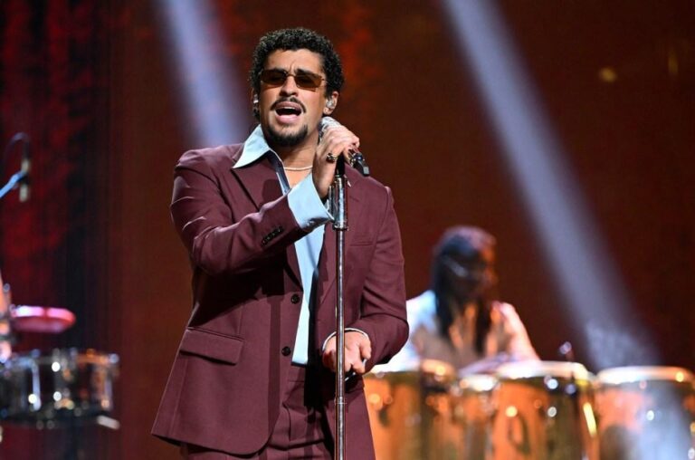 Bad Bunny Anuncia Turnê Mundial “Debí Tirar Más Fotos” com Datas Confirmadas