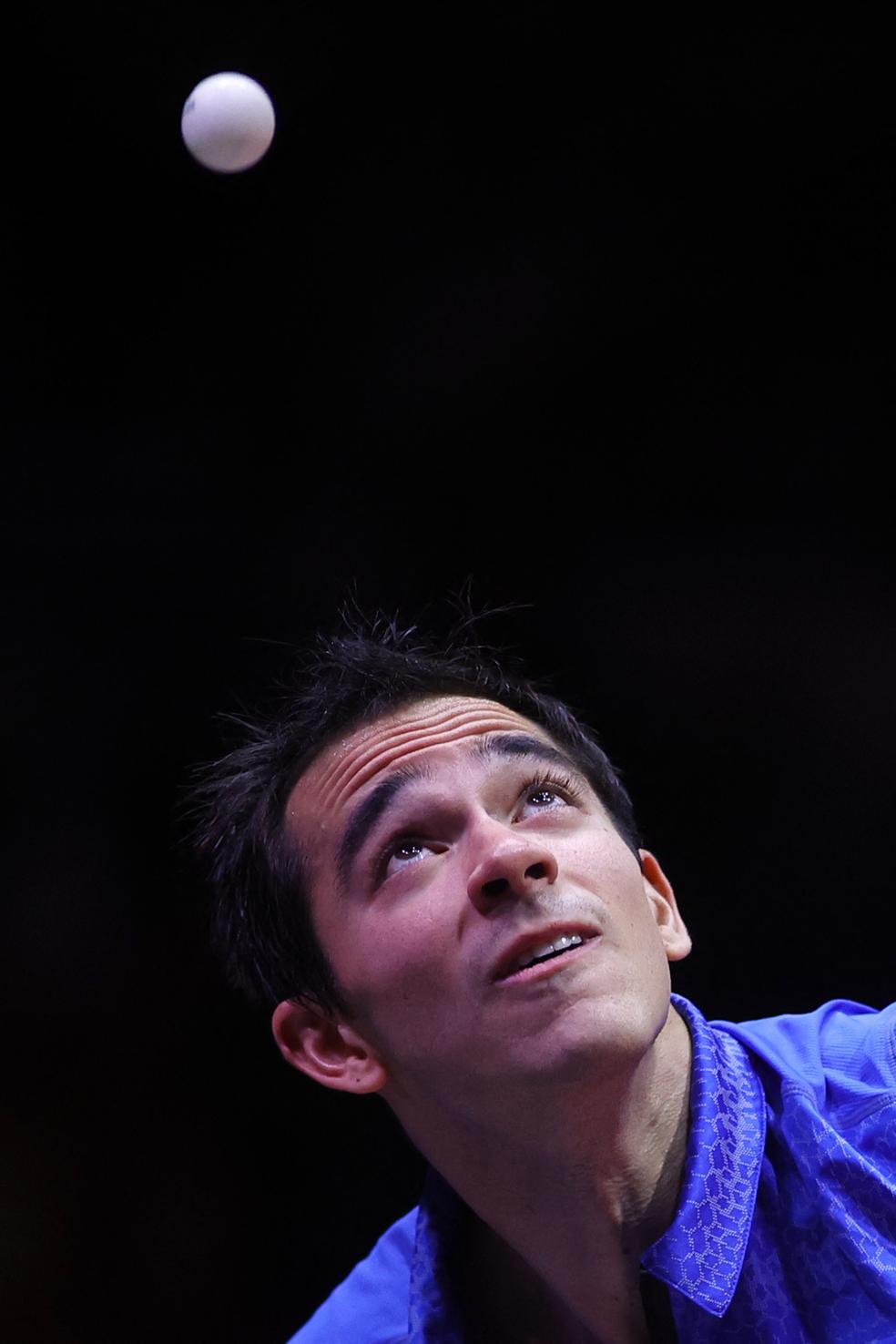 Hugo Calderano em ação na final do Mundial de Doha