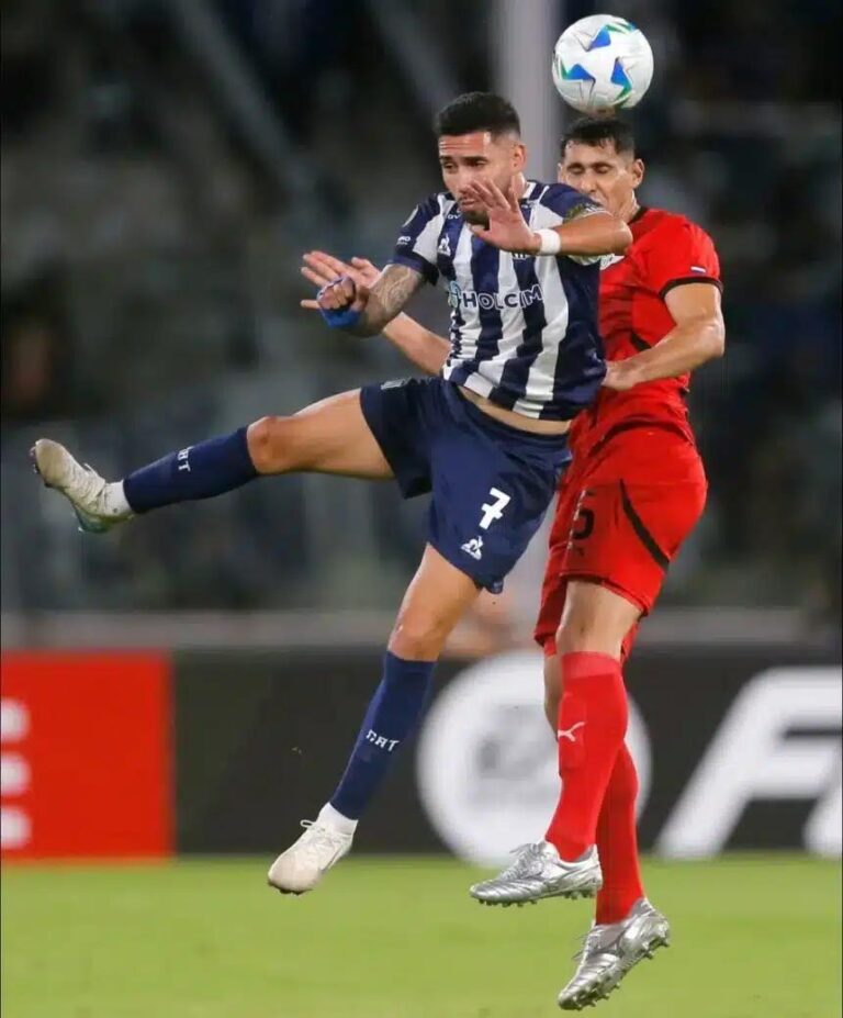 São Paulo se aproxima da classificação após empate entre Talleres e Libertad na Libertadores