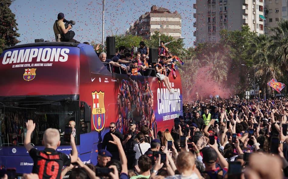 Barcelona comemorando o título de La Liga