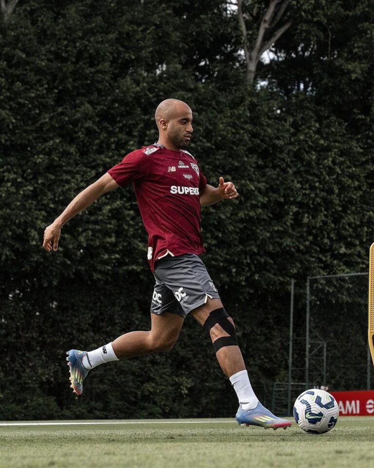 São Paulo se prepara para enfrentar o Fortaleza e Lucas retorna ao time!