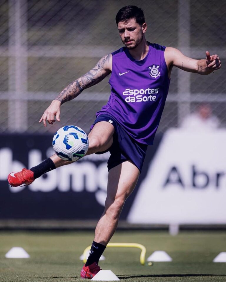 Corinthians se reapresenta com novidades: Garro, Memphis e Matheuzinho em recuperação