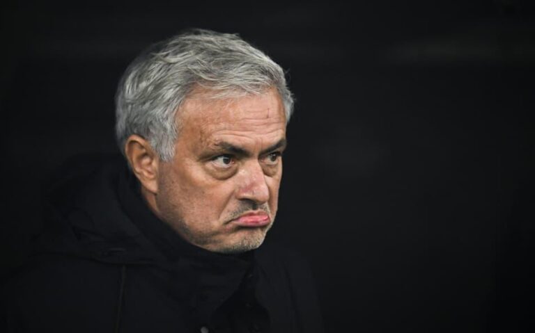 Reencontro Marcante: Solskjaer e Mourinho Mantêm Respeito em Clássico Turco