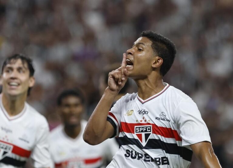 Ryan Francisco: A Joia do São Paulo é Titular Contra o Bahia
