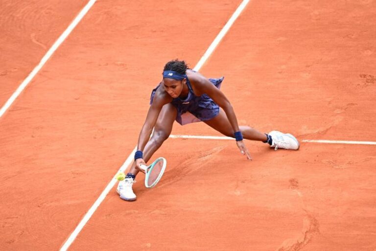 Coco Gauff avança para o terceiro round de Roland-Garros com vitória sólida