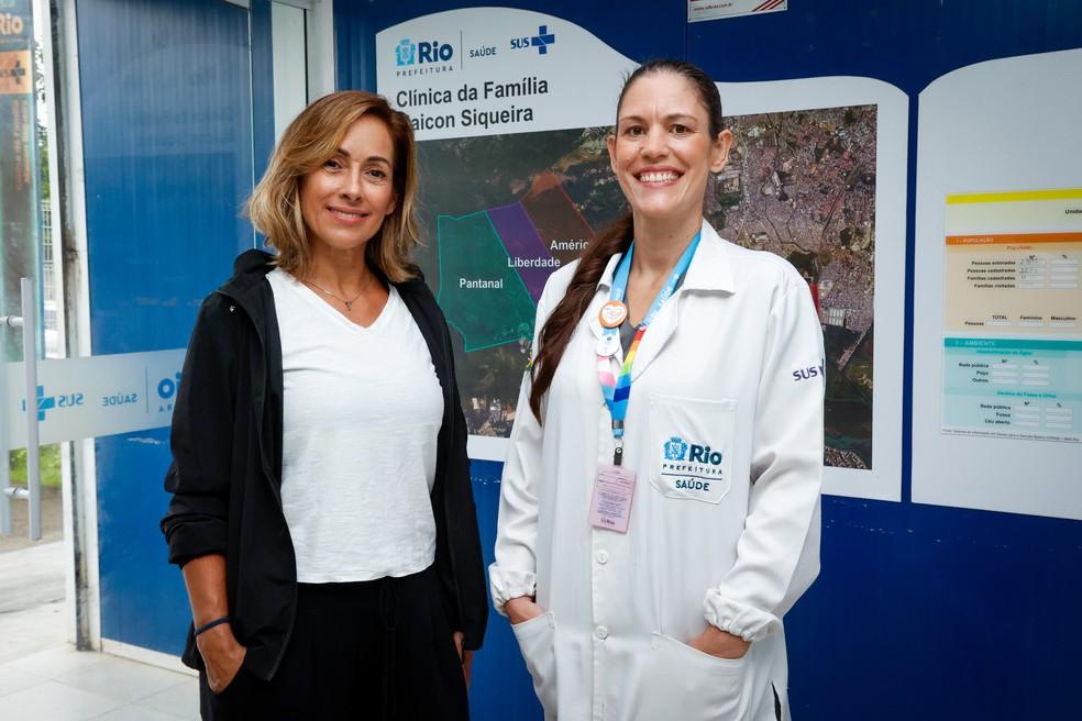 Giselle e a dentista Manuela Porto