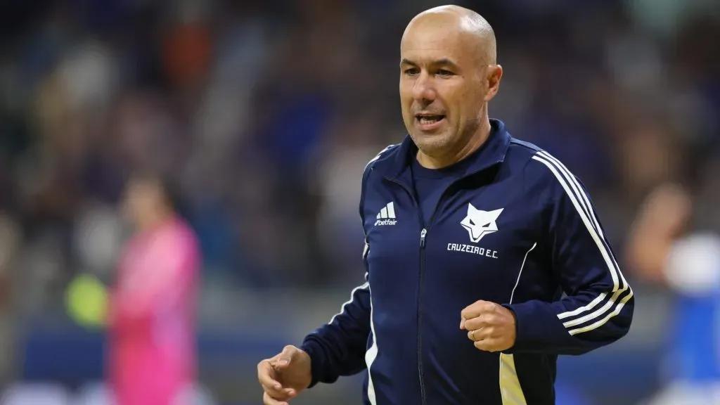 Leonardo Jardim, técnico do Cruzeiro.