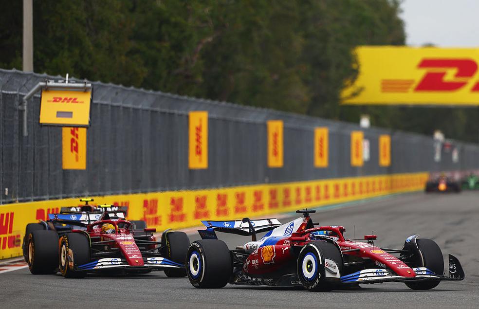 Hamilton e Leclerc disputam posição no GP de Miami da F1 2025