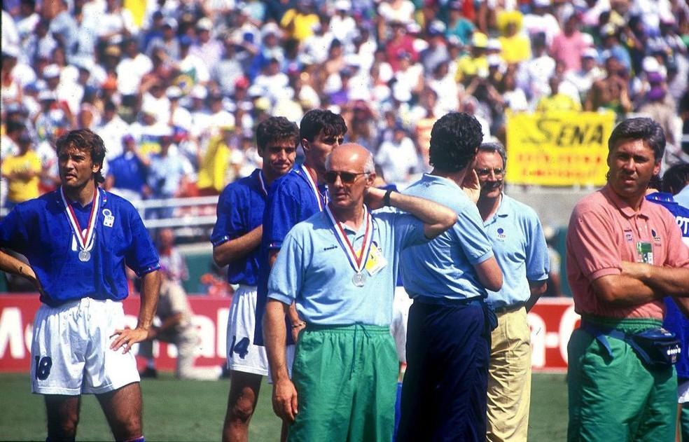 Ancelotti na comissão técnica da Itália vice-campeã da Copa do Mundo de 1994