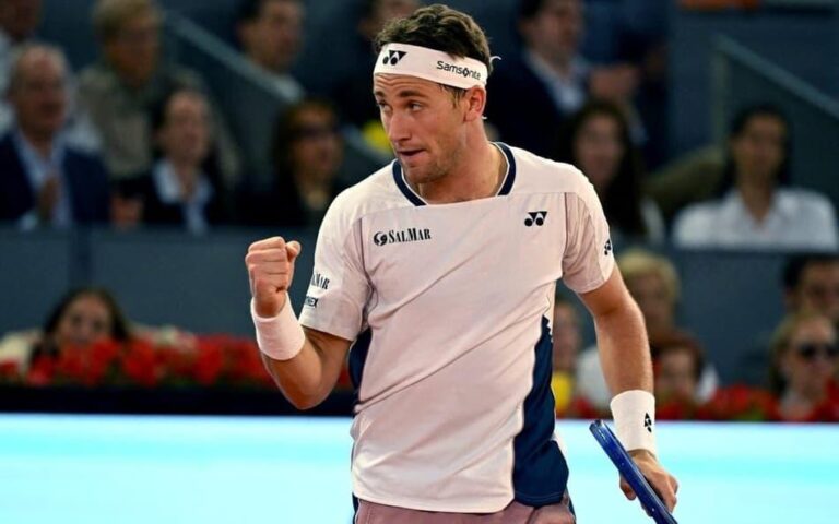 Casper Ruud conquista o Masters 1000 de Madri e garante retorno ao Top 10
