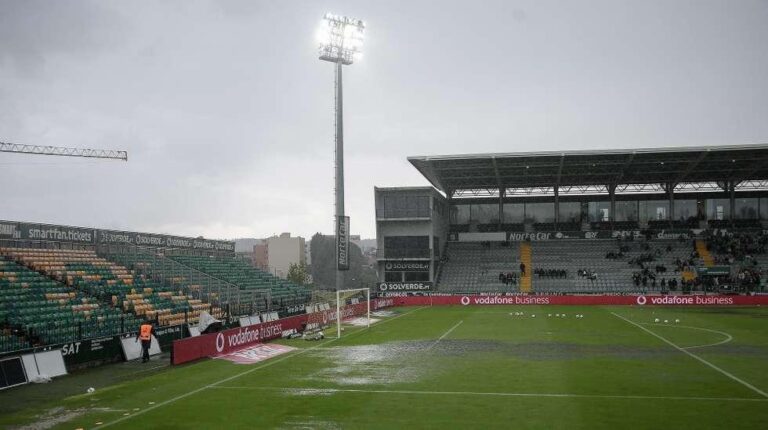 Jogo entre Rio Ave e Estrela da Amadora é adiado devido ao mau tempo