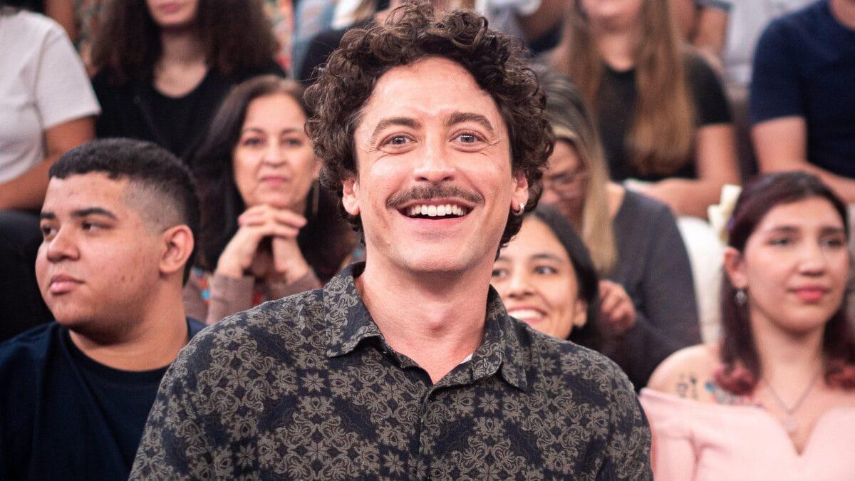 Jesuíta Barbosa no Altas Horas