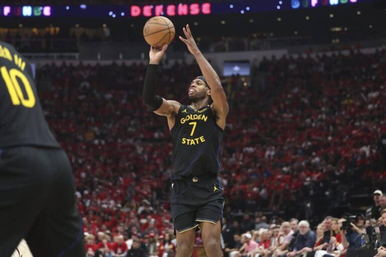 Warriors e Pacers brilham nos playoffs da NBA