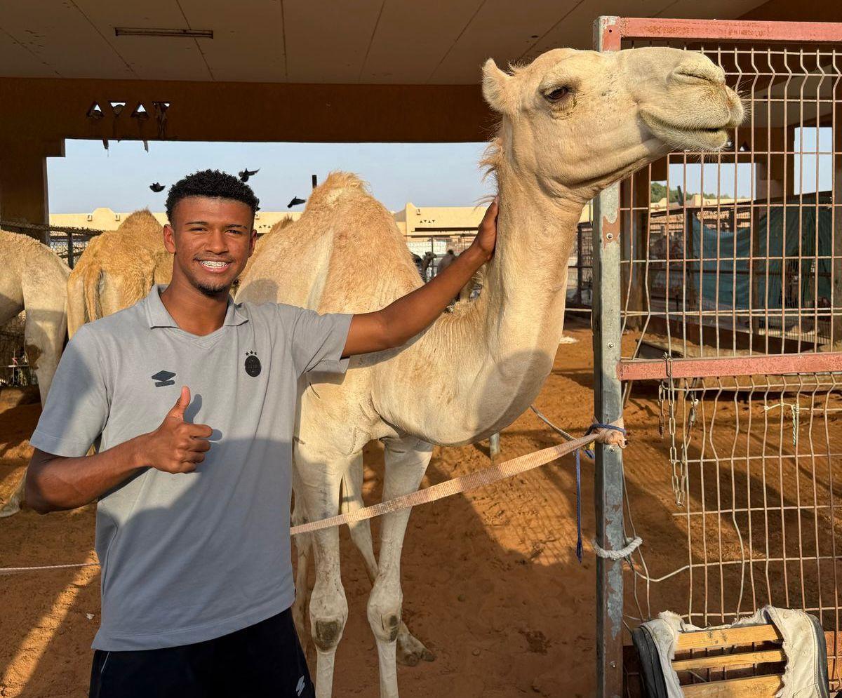 Danillo brilha na Al Ain Cup Sub-16 e é eleito o melhor jogador do torneio pelo Grêmio.