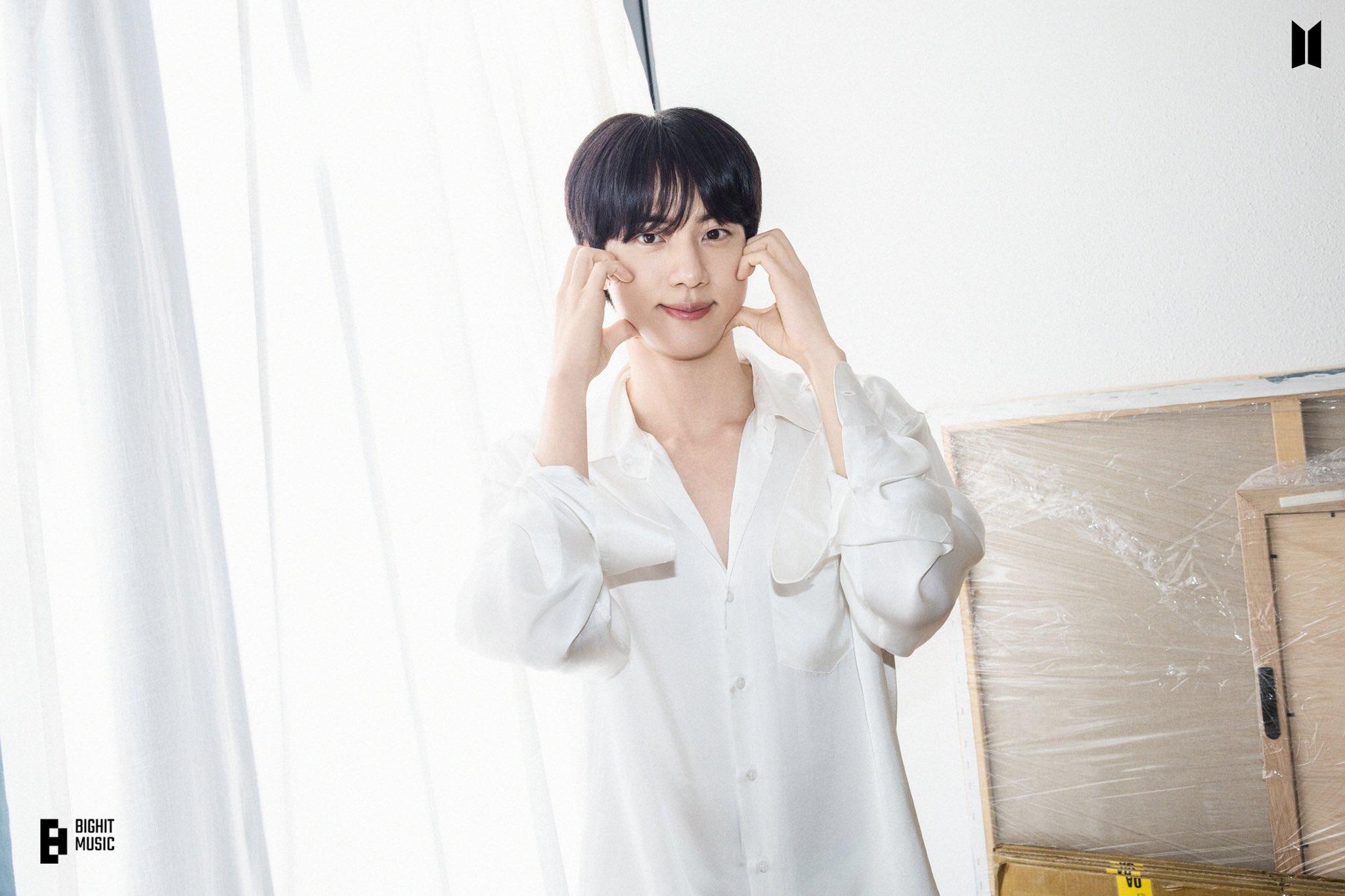 Va pegar o topo? Jin, do BTS, escala Top 5 do Spotify global.