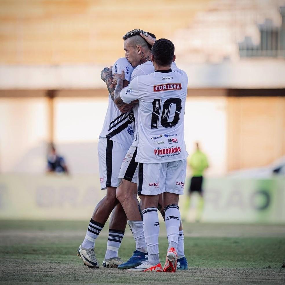 ASA vai para o intervalo com 2 a 0 no placar