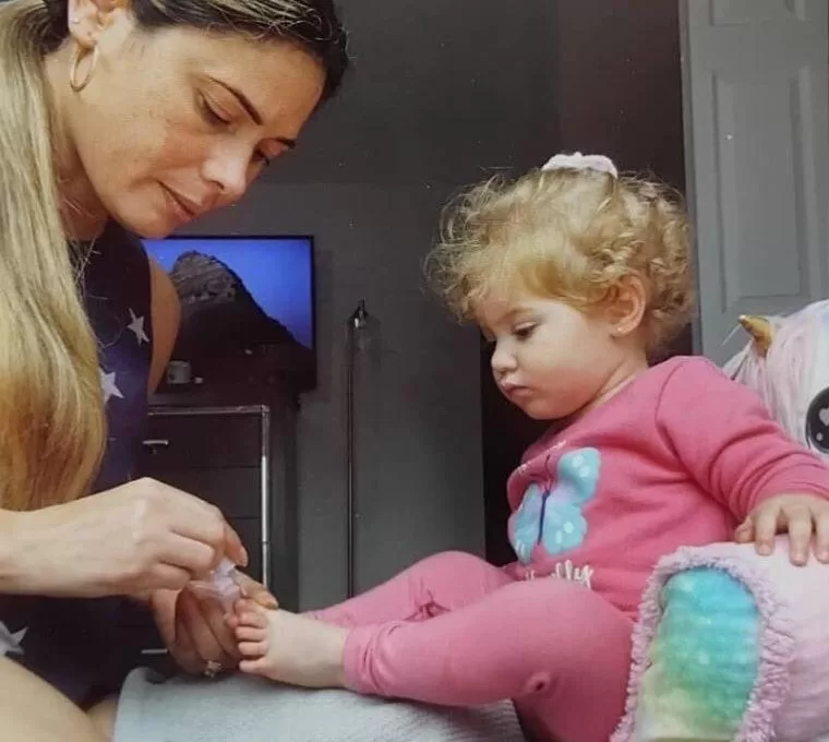 Separação dolorosa: mãe deportada para Cuba deixa filha nos EUA