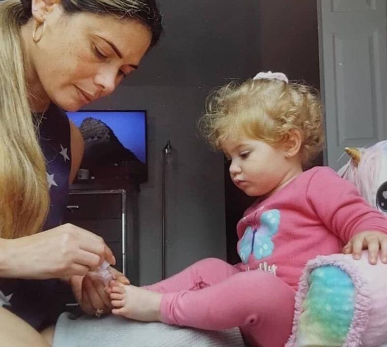 Heidy Sánchez com sua filha