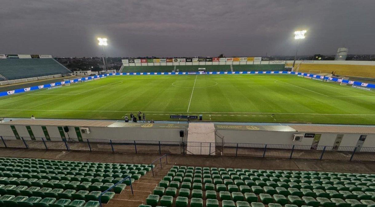 Estádio José Maria de Campos Maia, em Mirassol