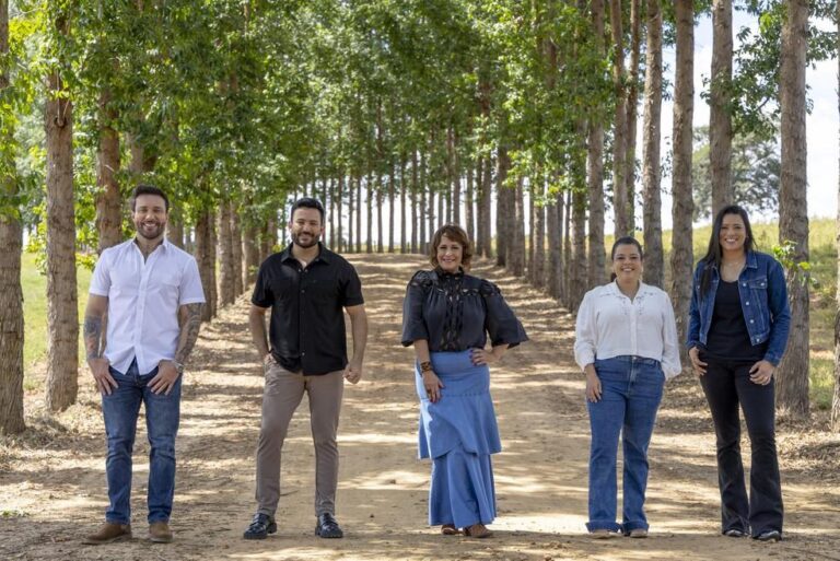 Viver Sertanejo: Compositores Reunidos em Edição Especial!