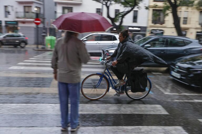 Fortes Tempestades e Alerta de Granizo em Valencia