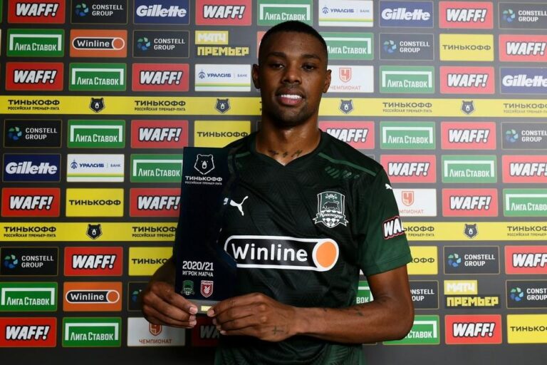 Botafogo Avança em Negociações com Kaio Após Cancelamento de Contrato com Wendel