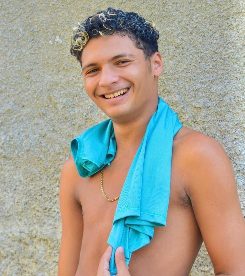 João Victor Souza Trindade da Silva, de 19 anos, era filho de um funcionário da Secretaria de Educação da Prefeitura de Miguel Pereira