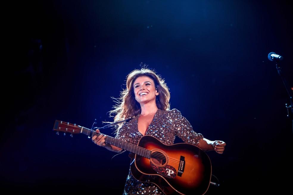 Paula Fernandes é atração do Fenapraça 2025, em Patos de Minas