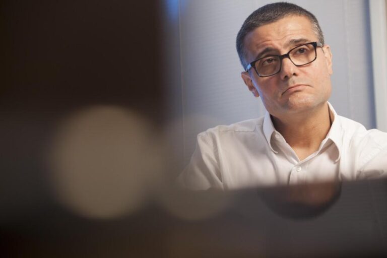 Governo Estuda Taxação de Apostas e Criptomoedas para Compensar Queda no IOF