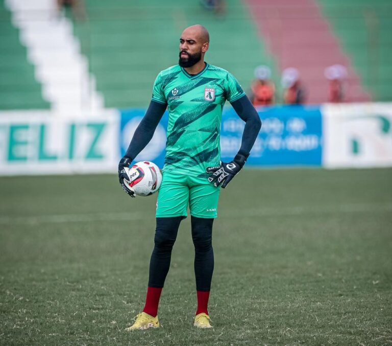 Bruno Fuso comenta dificuldades do Sousa na Série D e aposta em vitória sobre o Treze