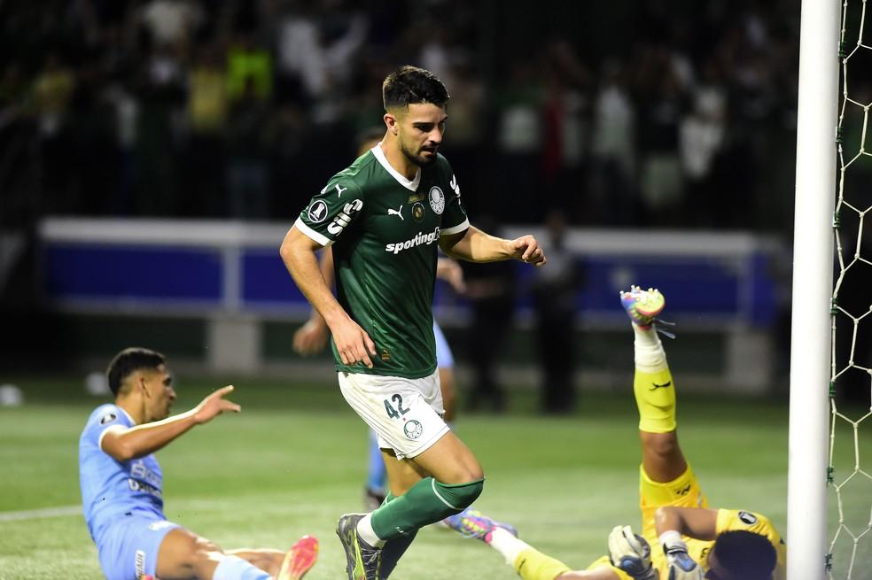 Flaco López marca para o Palmeiras contra o Sporting Cristal na Libertadores